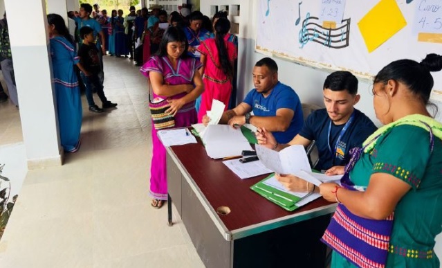 La semana pasada fue de bastante movimiento comercial en la comarca Ngäbe-Buglé con el desembolso del último pago del Pase-U de 2025. Cortesía 