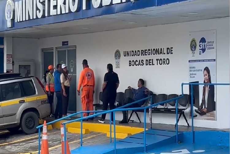 Se lleva a cabo la coordinación para el traslado de un equipo especializado de ingenieros, quienes determinarán si el edificio que alberga las oficinas del Ministerio Público puede continuar en funcionamiento.