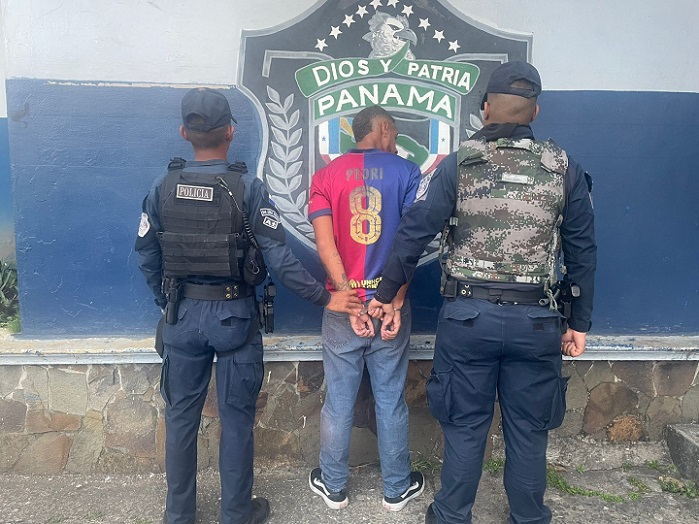 El sospechoso fue aprehendido el lunes 16 de febrero, horas después del crimen.  /  Foto: PN