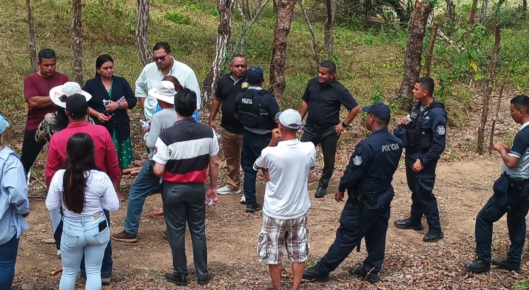 El morador advirtió que, de no obtener una pronta respuesta, las comunidades no descartan adoptar medidas de presión. Foto: Melquiades Vásquez A. 