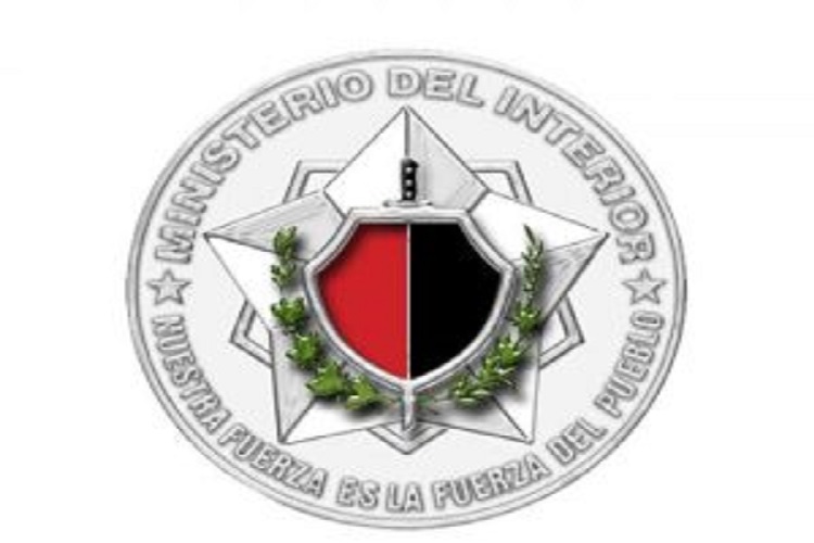 Según el relato del Ministerio del Interior (Minint), la embarcación se aproximó "al noreste del canalizo El Pino, en cayo Falcones, municipio Corralillo, provincia Villa Clara" (centro de Cuba) donde se le aproximó una unidad con cinco integrantes de las Tropas Guardafronteras "para su identificación". Foto. Redes