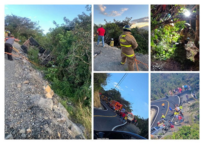 El hecho ocurrió en horas de la tarde de ayer, pero el conductor no fue liberado hasta casi las 7:00 p.m.  /  Fotos: BCBRP