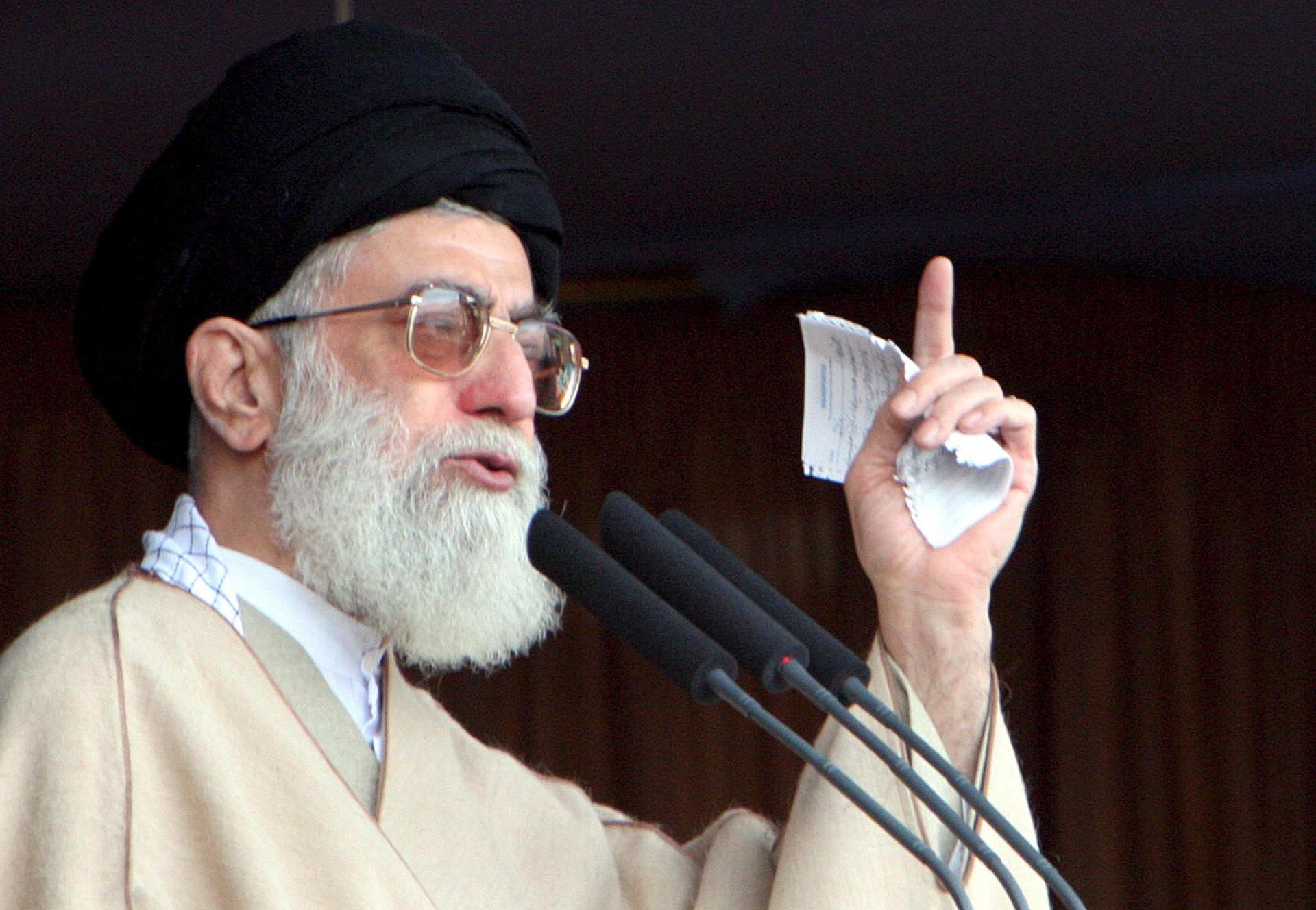 Jameneí muere bajo fuego de EE.UU. e Israel.