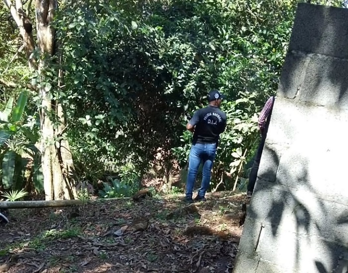 El hombre no logró llegar a su casa, murió a metros de la entrada.  /  Foto: Eric Montenegro
