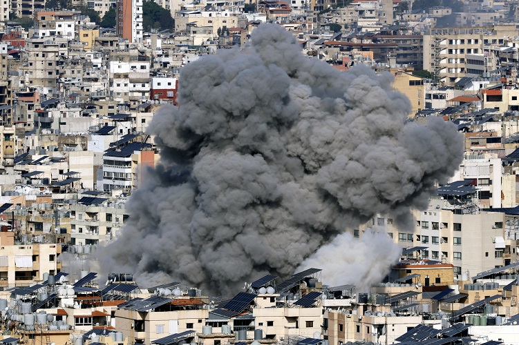 El Ejército israelí afirmó que sus tropas están llevando a cabo incursiones selectivas en el sur del Líbano, como parte de la estrategia defensiva. Foto. EFE