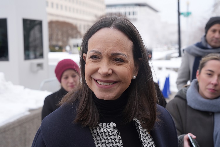 La líder opositora y Nobel de La Paz, María Corina Machado, crítico al  jefe del Gobierno español, Pedro Sánchez, por no apoyar al pueblo venezolano. Foto. EFE