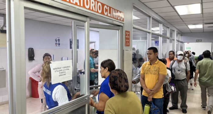 Los bomberos autorizaron el reingreso del personal y los pacientes, permitiendo que los servicios médicos retomaran su funcionamiento.