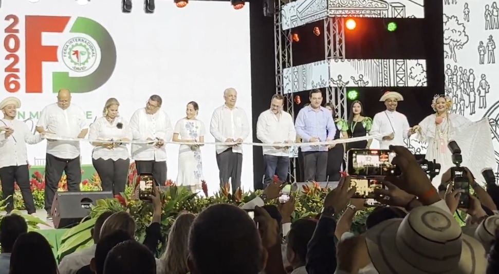 En la inauguración estuvieron prsentes ministros de Estado y el embajador de Estados Unidos, Kevin Marino. 