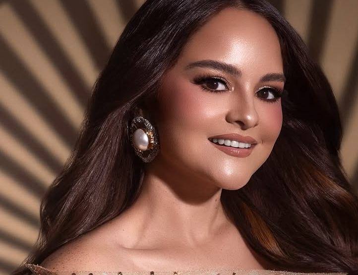 Calle Abajo de Las Tablas presentó a María Paula Acedo como su reina 2027 