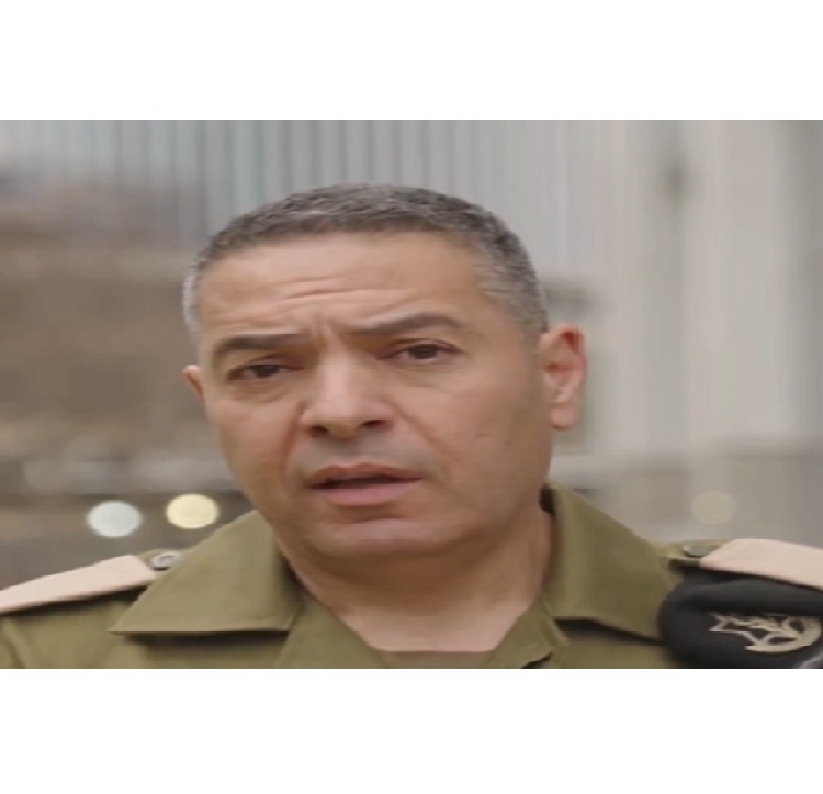 El general de brigada Effie Defrin, informó que que las Fuerzas de Defensa israelíes "no trabajan con un cronómetro ni con un calendario, sino para lograr sus objetivos", que consisten en "debilitar gravemente al régimen iraní". Foto. Redes. @IDFSpokesperson