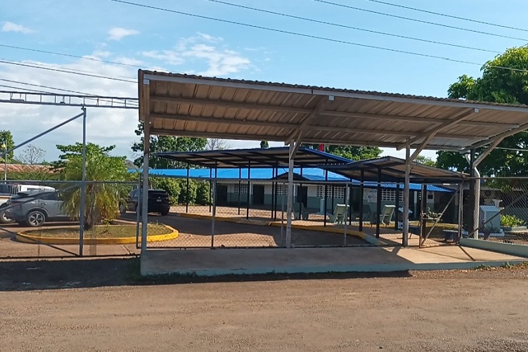 El hecho ha generado preocupación entre la comunidad, que pide medidas más efectivas para garantizar la seguridad dentro de los centros educativos de la provincia. Foto. Melquíades Vásquez
