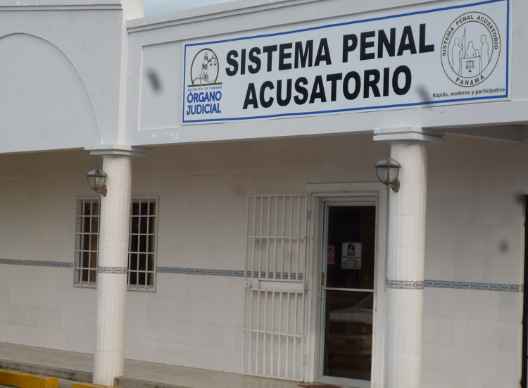 El individuo fue puesto a órdenes de un juez de garantías del Sistema Penal Acusatorio de Santiago.