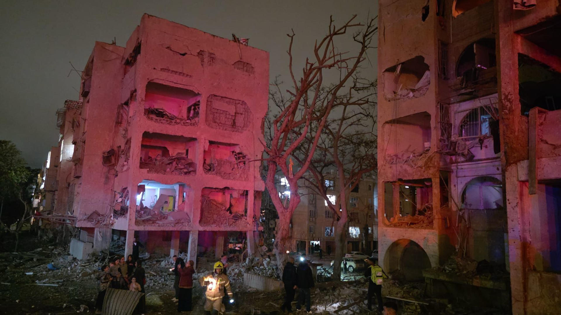 Alrededor de 120 de personas resultaron heridas de diversa consideración, de ellas once graves. /Foto: EFE