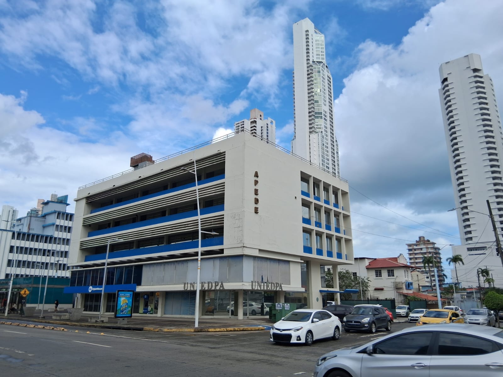 APEDE advirtió que una Defensoría fortalecida contribuye a mejorar la calidad institucional, fortalecer la democracia y generar confianza en la ciudadanía