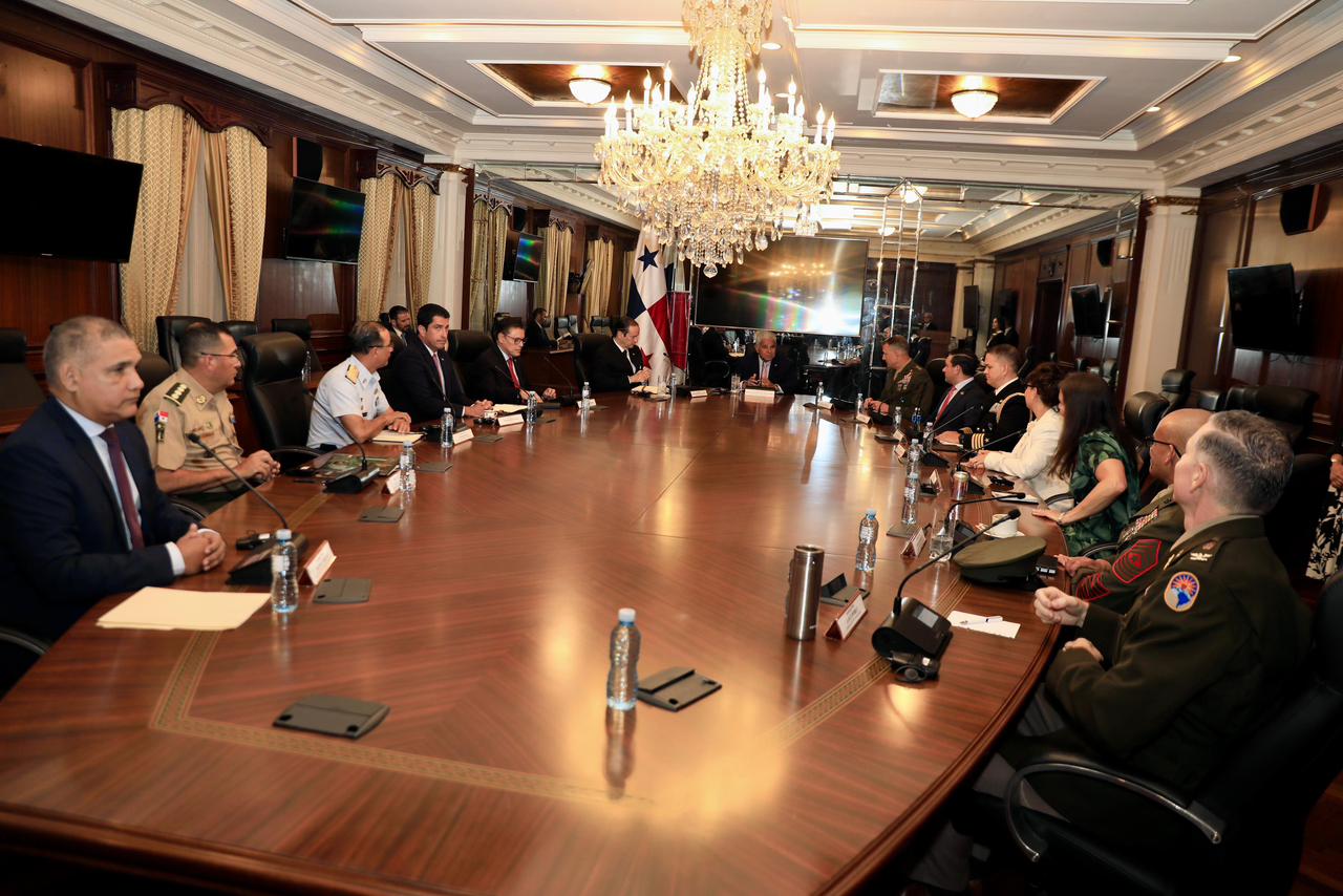 El presidente José Raúl Mulino planteó retomar el sistema de vigilancia costera con radares, que estuvo activo hasta 2014, y fortalecer el sistema judicial para facilitar el trabajo de fiscales contra criminales.