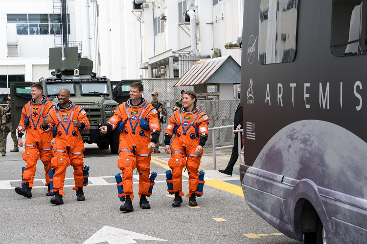 Esta misión de 10 días es la segunda del programa Artemis, tras el vuelo no tripulado de 2022, y precede a las próximas misiones, en las que astronautas esperan pisar la Luna en 2028. Foto. EFE
