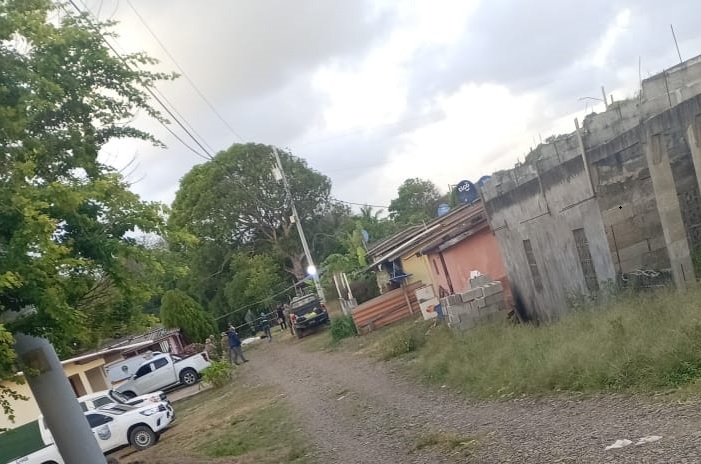 Plomo en Semana Santa: matan a “Calvo” en Costa Arriba
Todo se dio mientras familias de la comunidad de Playa Chiquita celebraban la festividad religiosa.