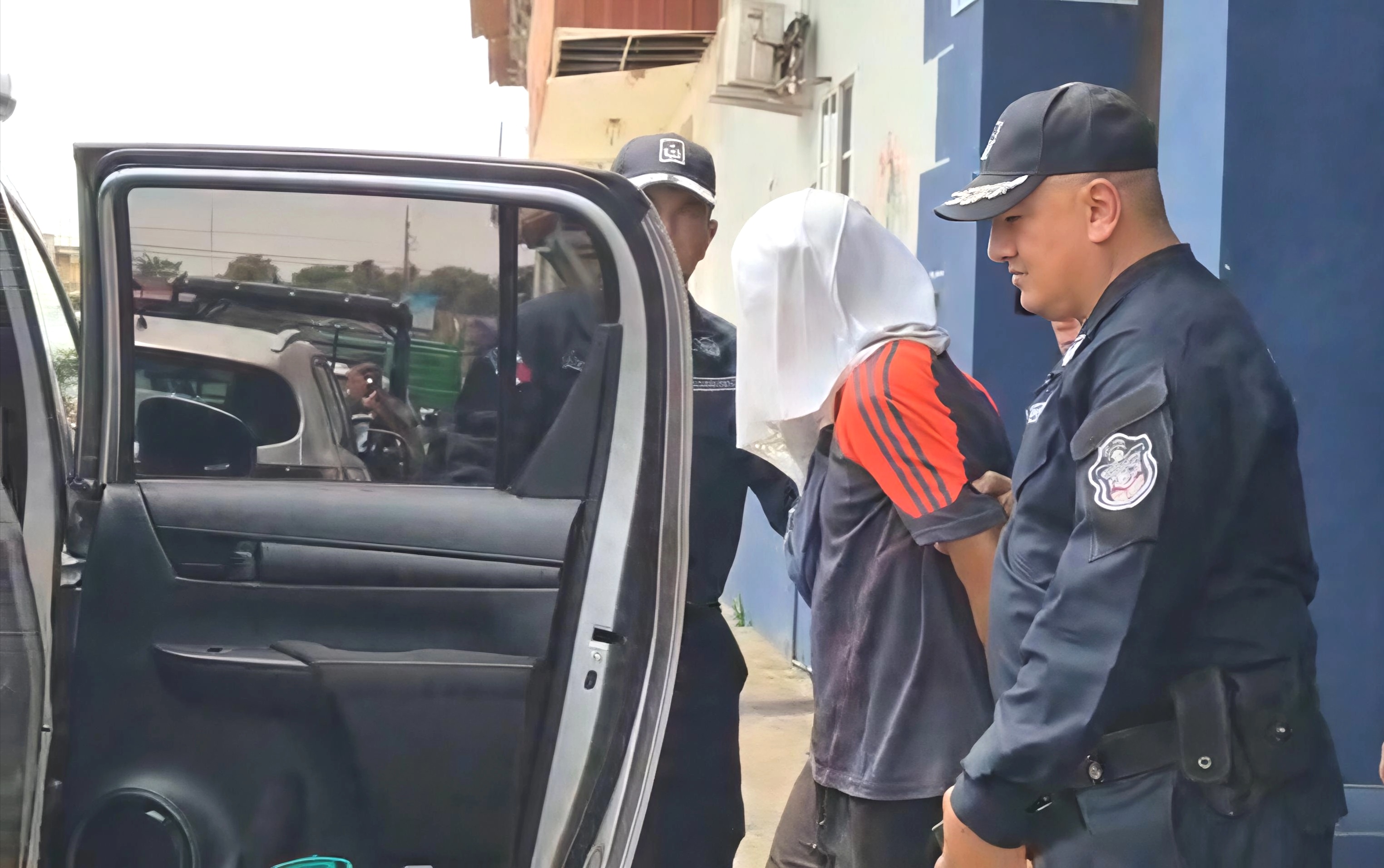 Niña desaparecida aparece con vida en Los Santos.
La menor, identificada con las iniciales J.M.H.C., fue vista por última vez la tarde del 8 de abril en el sector de Rueda, en La Villa