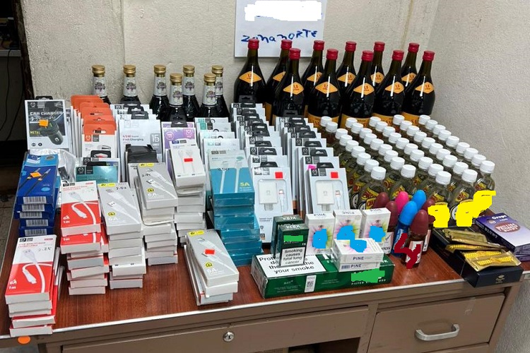 #NacionalCri En ningunos de los operativos los dueños o encargados de los negocios no pudieron sustentar la legalidad de la mercacía.