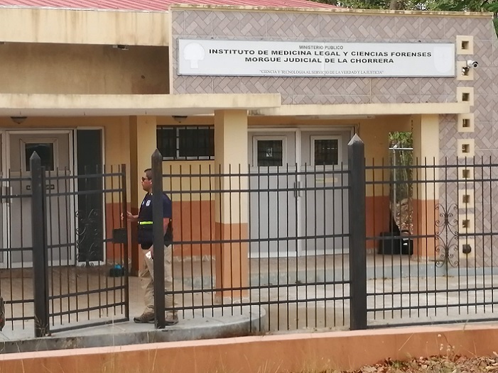 #SucesosCri El c@dáver fue trasladado a la m0rgue judicial de Panamá Oeste donde se le practicará el examen de necropsia para determinar la causa de la mu3rte.