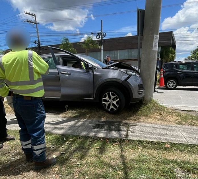 La víctima falleció camino al hospital.  /  Foto: TraficoCpanama