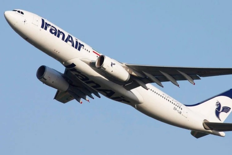 Unos 15 aviones fueron alcanzados directamente por misiles”, afirmó el subdirector de la Aviación Civil, Hamidreza Sanaei, según informó la agencia ISNA.