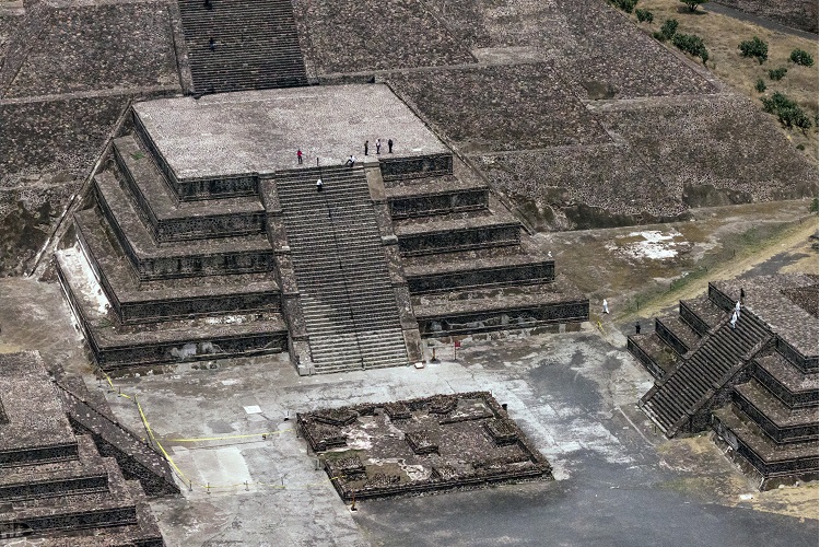 Vuelve la actividad en Teotihuacán tras tragedia que dejó una turista muerta
