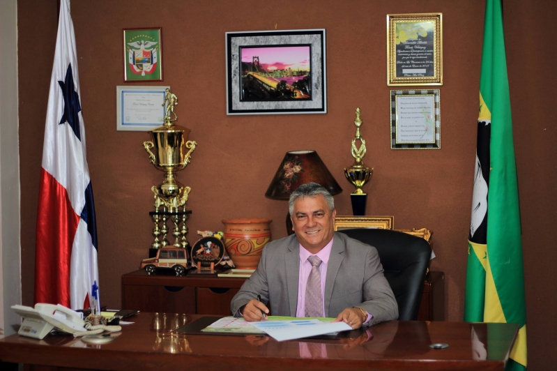 Ordenan aprehensión del exalcalde Tomás Velásquez en La Chorrera