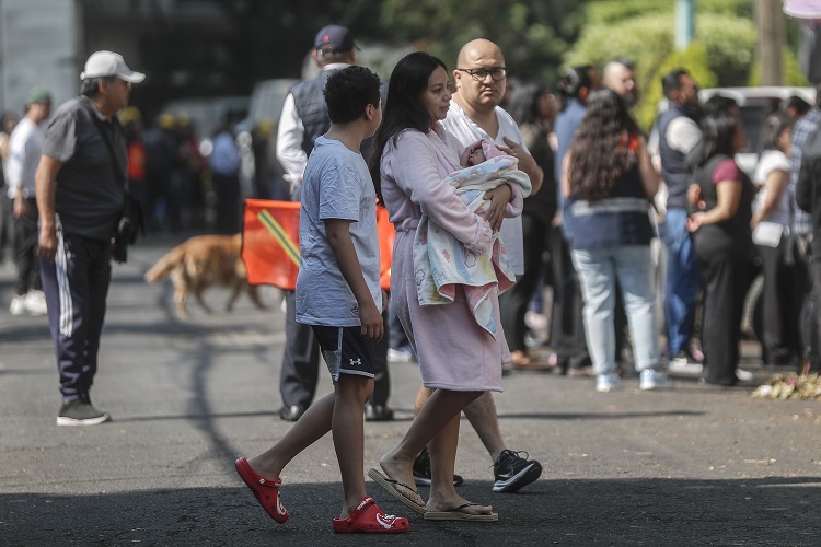 México registra fuerte sismo en Oaxaca previo al simulacro nacional