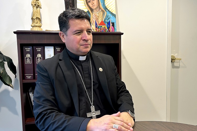 #MundoCri El obispo Evelio Menjívar, no cree que sea una provocación del papa hacia Trump.