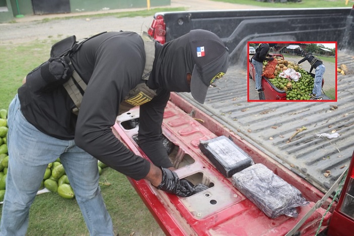 #SucesosCri A simple vista parecía que todo estaba en orden hasta que decidieron desarmar la tapa del vagón, ubicando entre la carrocería los paquetes de c0c41n4 ocultos.