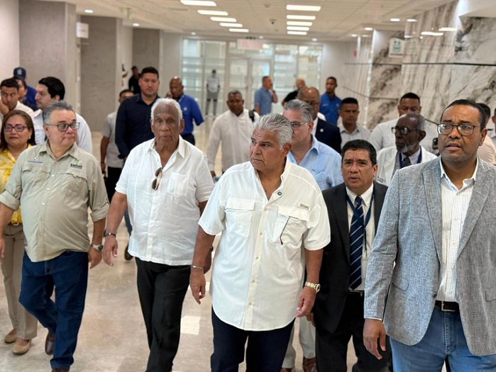 El nuevo hospital Dr. Manuel Amador Guerrero, ubicado en el corregimiento de Cristóbal Este, en la provincia de Colón.  /  Foto: Diómedes Sánchez