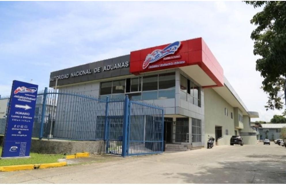 Aduaneros acusan a la Policía de querer “tomarse” sus funciones