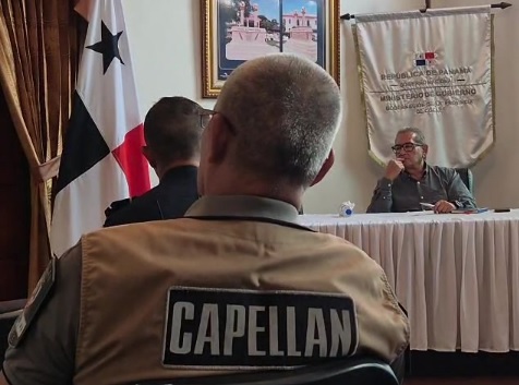 MEDUCA se mete de lleno para frenar peleas y bullying en escuelas de Coclé 
En esta cruzada también participan la Policía Nacional, el MIDES, la Iglesia católica y asociaciones de padres de familia.