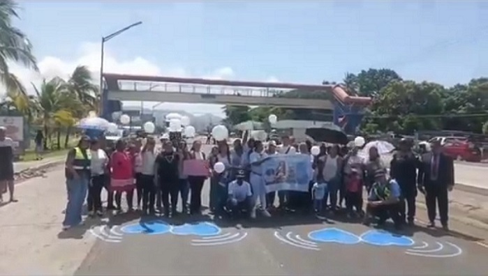 La familia de las víctimas llama por justicia. 