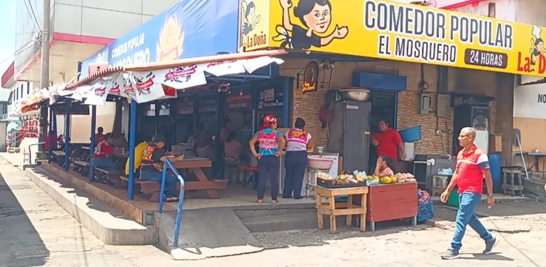 El “Mosquero” ya no se llena: caída de clientes preocupa a comerciantes 
El local ha sido por décadas un punto de encuentro para trabajadores, estudiantes, comerciantes y visitantes que buscaban desayunos y almuerzos económicos.