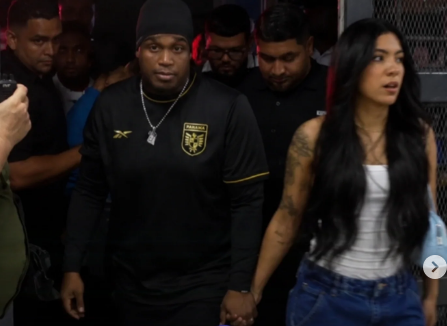 #ShowCri ¡Novio sí! Sech presenta a su pollita y todas quedan sorprendidas