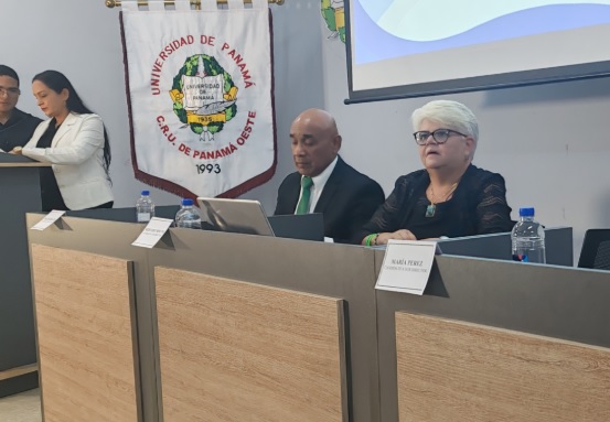 Debate universitario en el west arranca sin dos ca