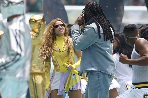 ¿Era o no Shakira? Bucas especulaciones por su show en el opening de ayer 