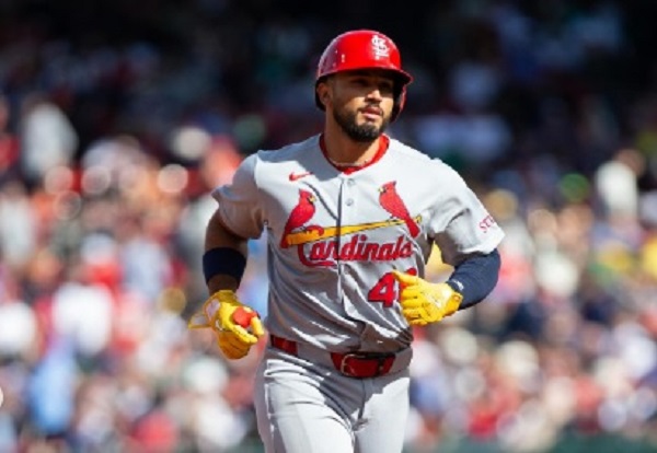 El receptor panameño Iván Herrera, de los Cardenales de San Luis.