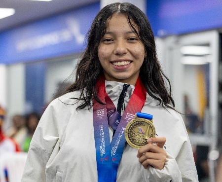 Ashley Castillo, del ajedrez, ha ganado una medalla de oro y una de plata. Foto: COP
