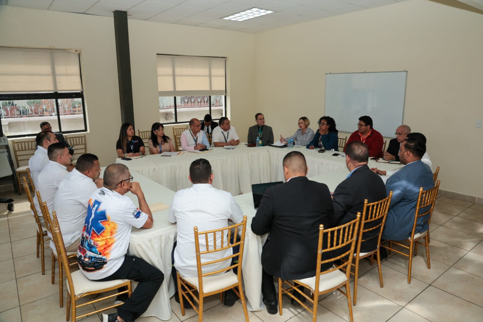 En la reunión participaron autoridades del MINSA, CSS y SUME 911, quienes explicaron cómo marcha el proceso establecido en la Ley 354 de 2023.