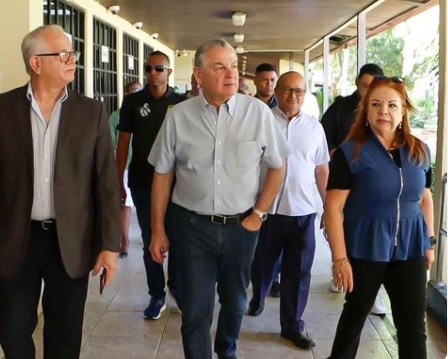 El contralor general, Anel Flores, realizó una visita de cortesía al nuevo rector de la Universidad Autónoma de Chiriquí (Unachi), Absel Navarro, tras su reciente elección para dirigir la institución.