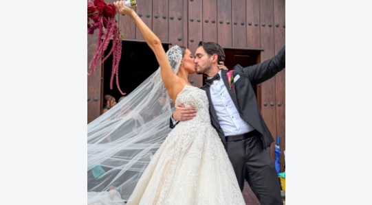 Mafe Achurra y Diego De Obaldía sellan su amor ante Dios 