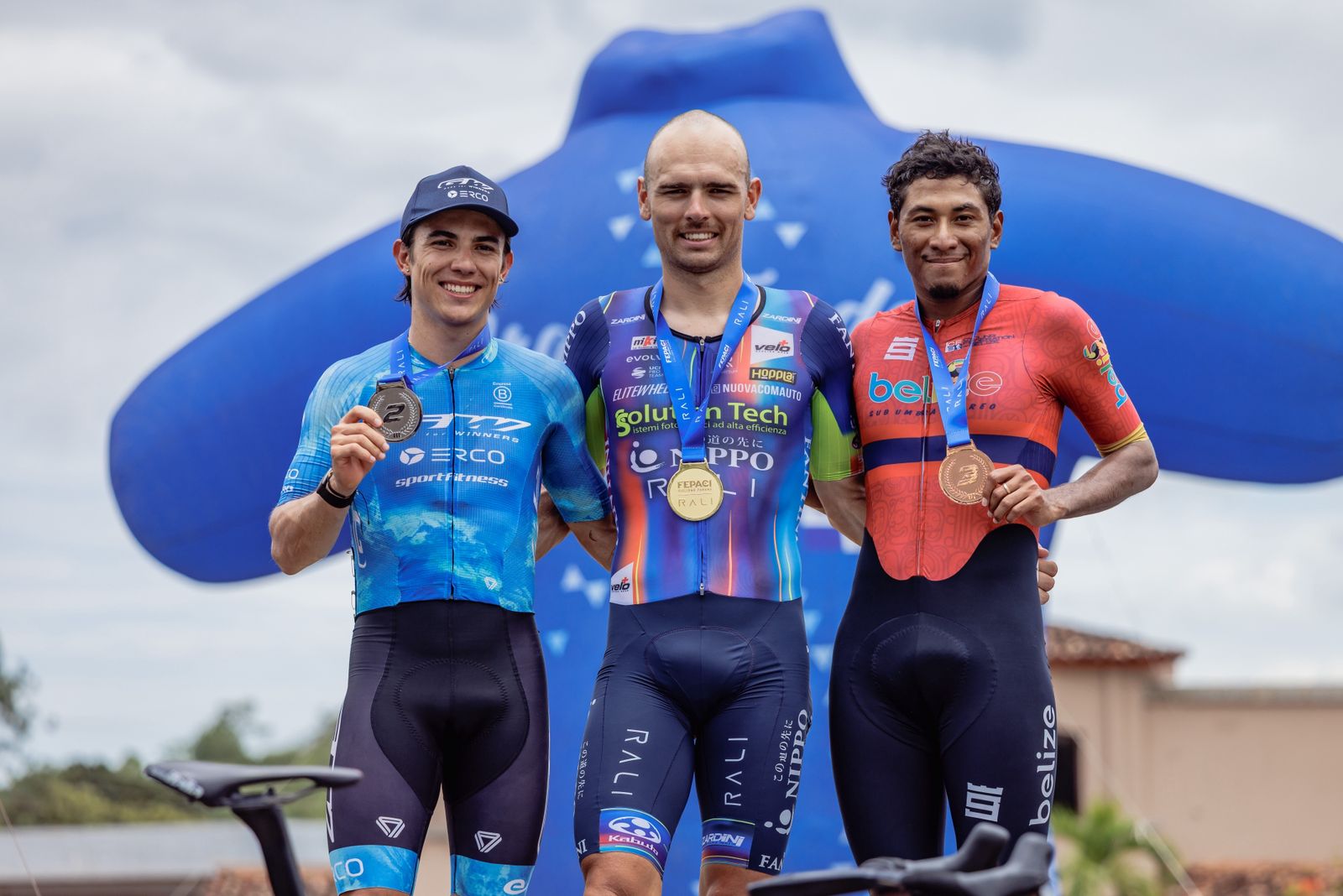 Rajović gana la última etapa y Paredes se corona campeón de Azuero  