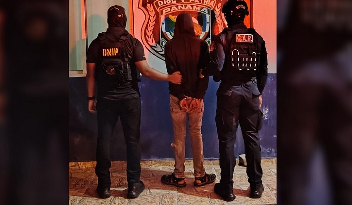 Este nuevo sospechoso fue aprehendido en l misma barriada en donde ocurrió el crimen.  /  Foto: PGN