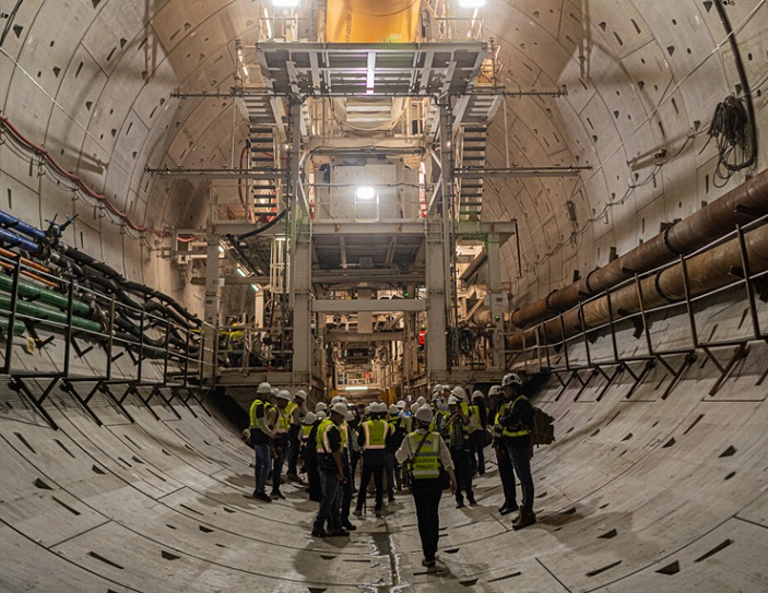 El accidente laboral ocurrió en el área del túnel.  /  Foto archivo: Metro