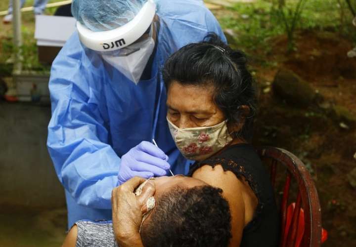 Autoridades de salud realizaron operativo de trazabilidad en Pedregal. Foto: Edwards Santos