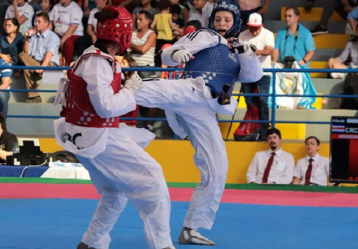 Carolena Carstens (Izq.) venía de conquistar la medalla de oro en los Juegos Bolivarianos. Foto: Pandeportes