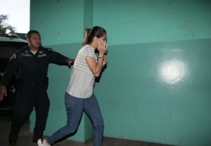 La extranjera fue aprehendida la noche de miércoles en medio de un operativo de  Salud. /  Foto: Edwards Santos